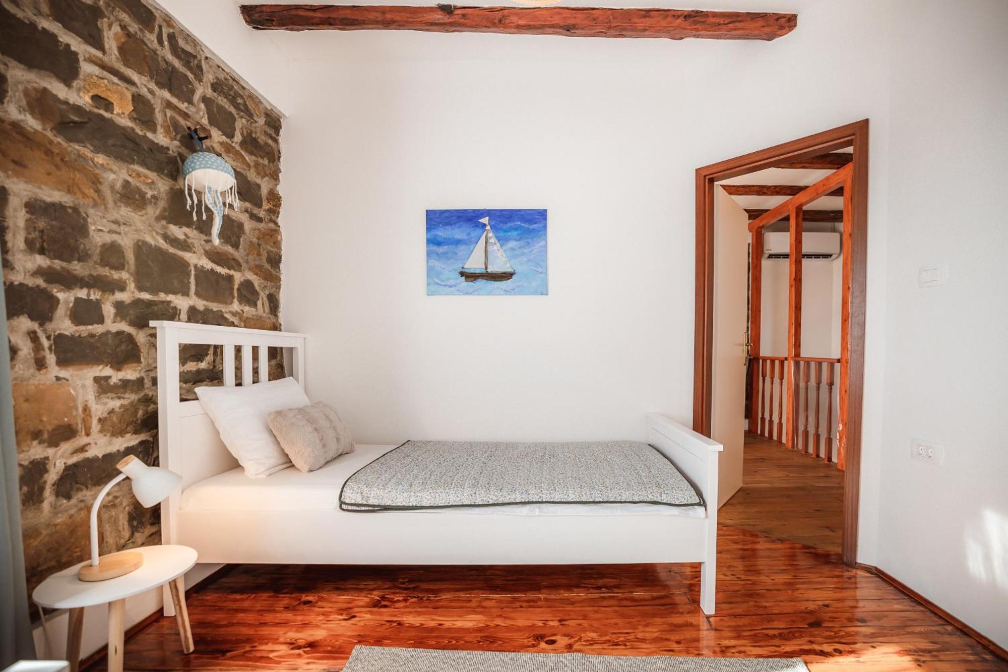 Carla Istrian House, By Istrian Embrace Villa *
